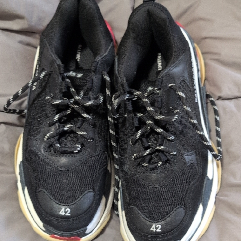 Balenciaga Men's Black Sneakers